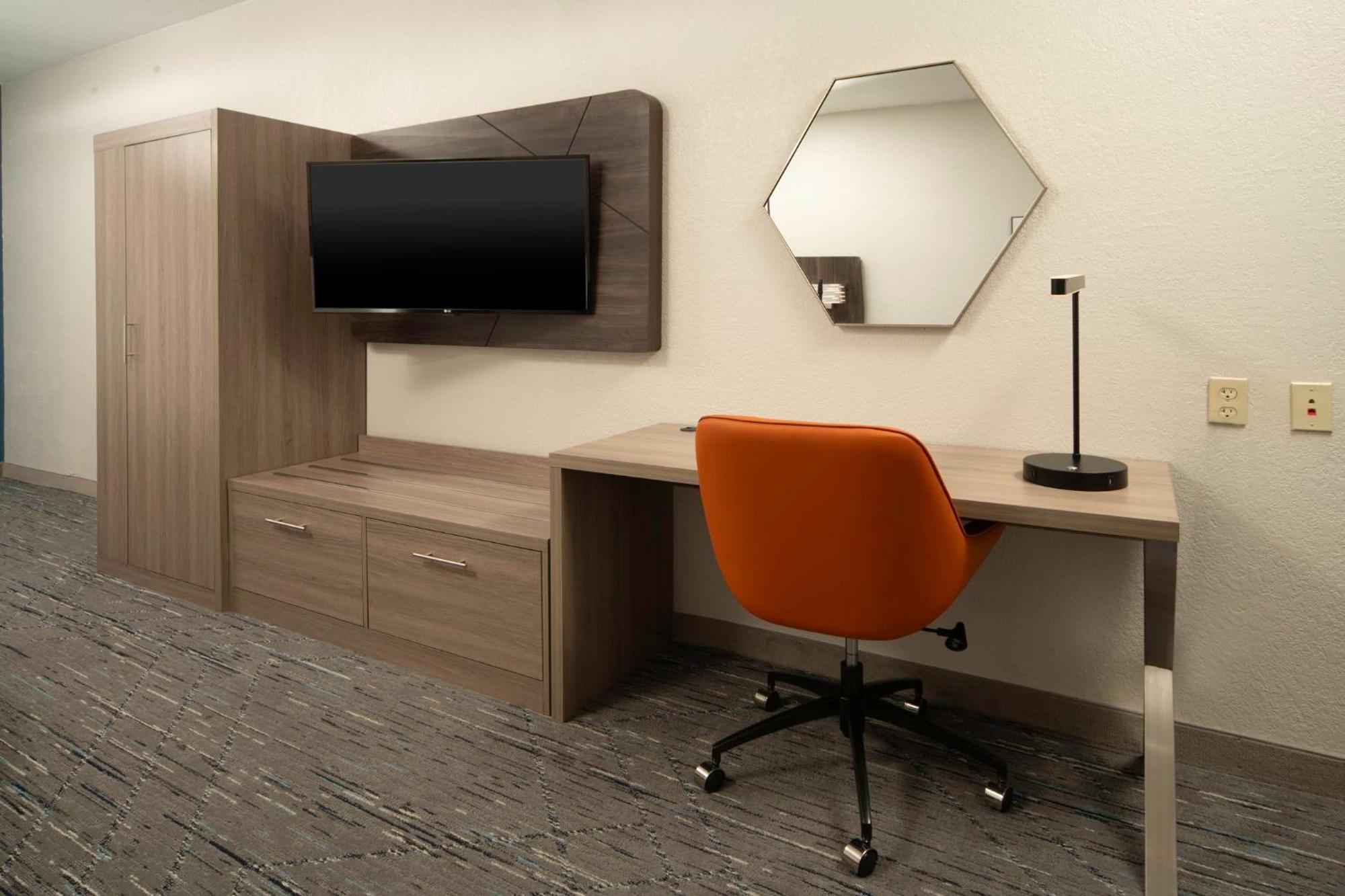 Holiday Inn Express Suites Little Rock West By Ihg Exterior foto