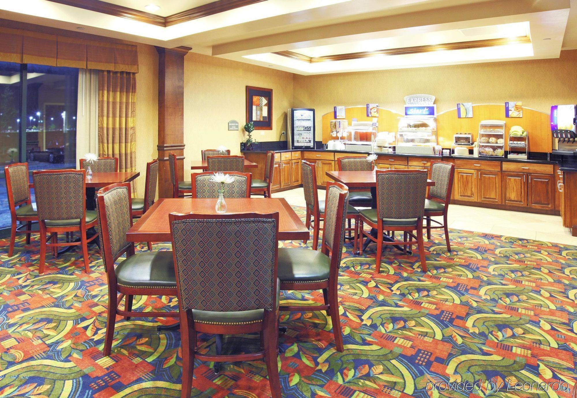 Holiday Inn Express Suites Little Rock West By Ihg Exterior foto